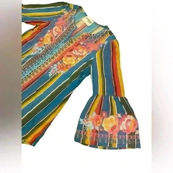 SAVANNA JANE STRIPE BELL SLEEVE in Western Size Small - Picture 5 of 12